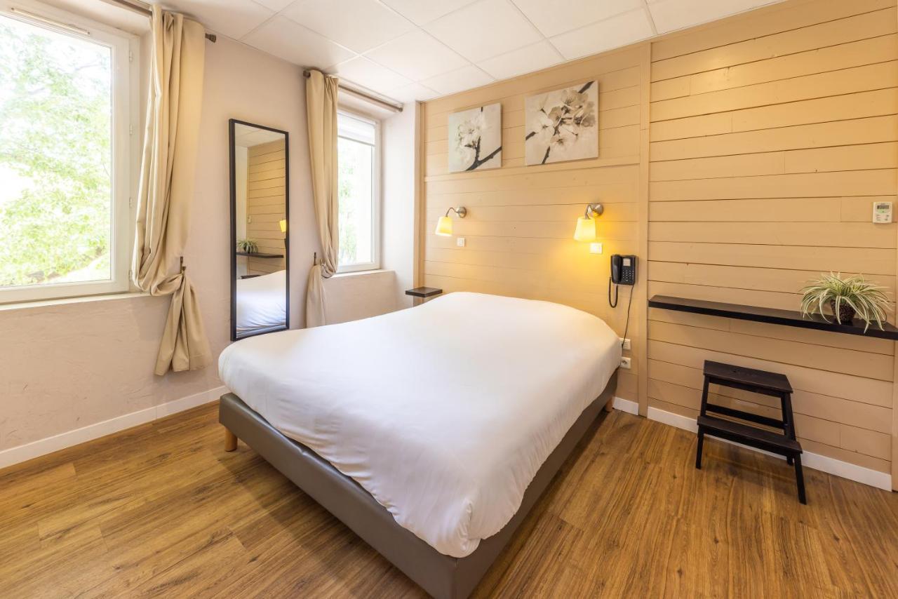 Hotel Le Relais de la Calèche à Le Beausset Extérieur photo
